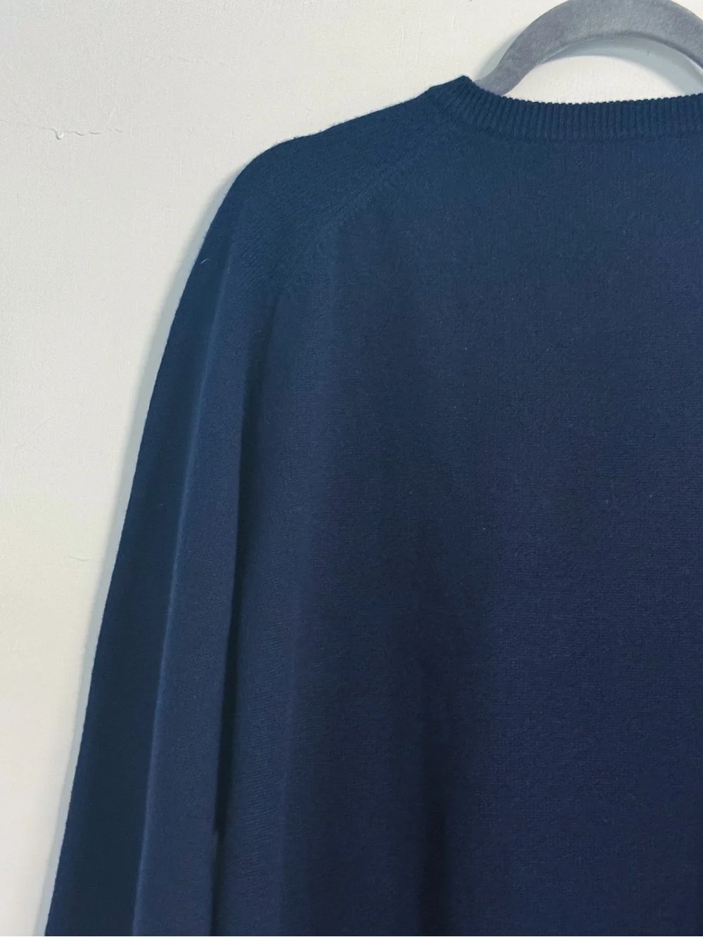 Daniel Cremieux Men’s XL 100% Cashmere V-Neck Sweater Navy Blue